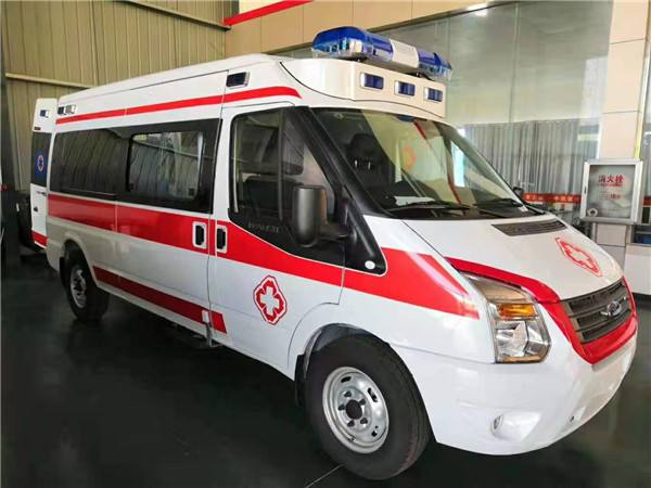 和平县福特V362救护车